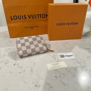 LV Zippy Coin Purse Padlock
